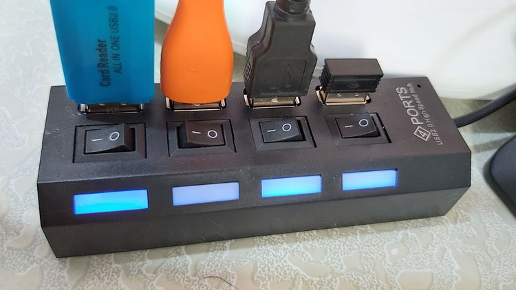 هاب 4 پورت USB 2.0 مدل HI-SPEED